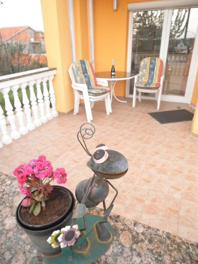 Apartment Leon Ζαντάρ Εξωτερικό φωτογραφία