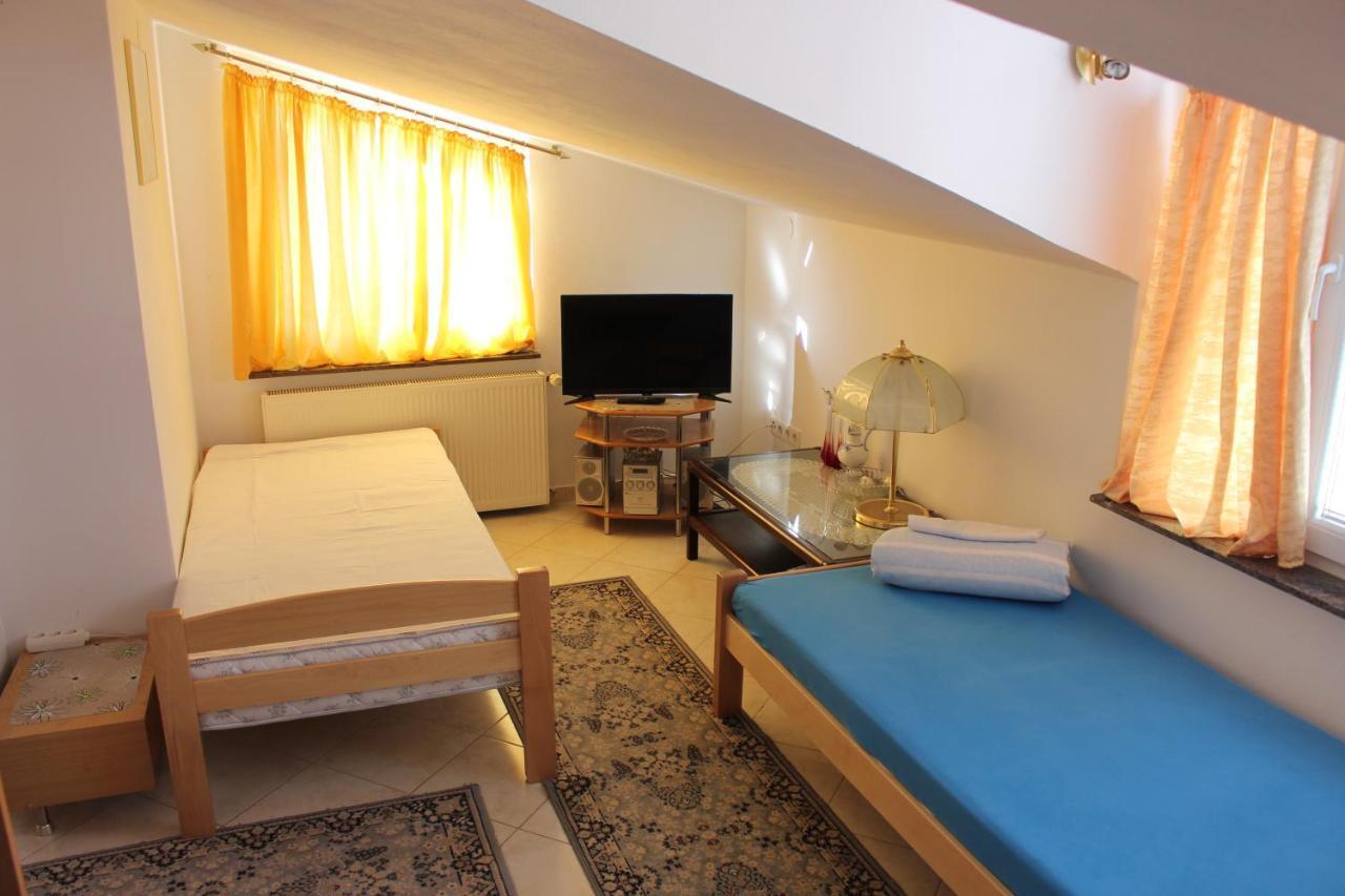 Apartment Leon Ζαντάρ Εξωτερικό φωτογραφία
