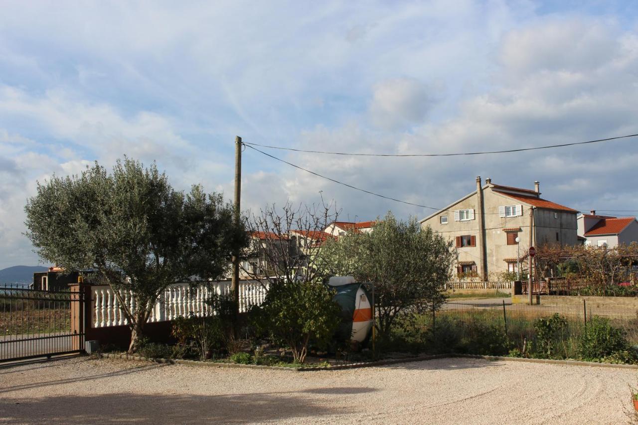 Apartment Leon Ζαντάρ Εξωτερικό φωτογραφία